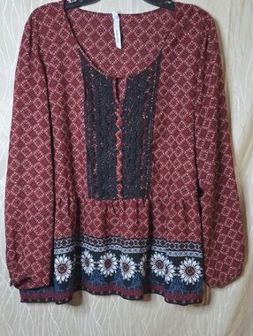 NY Collection Red Floral Tunic with Black Lace Bib